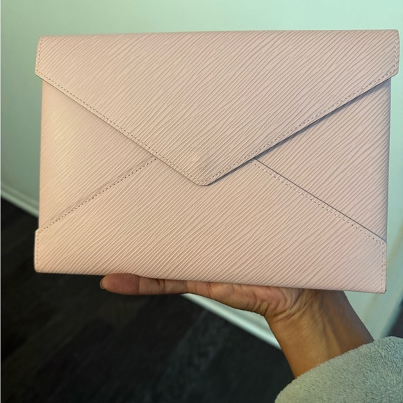 Louis Vuitton Light Pink Envelope Clutch - Picture 1 of 7
